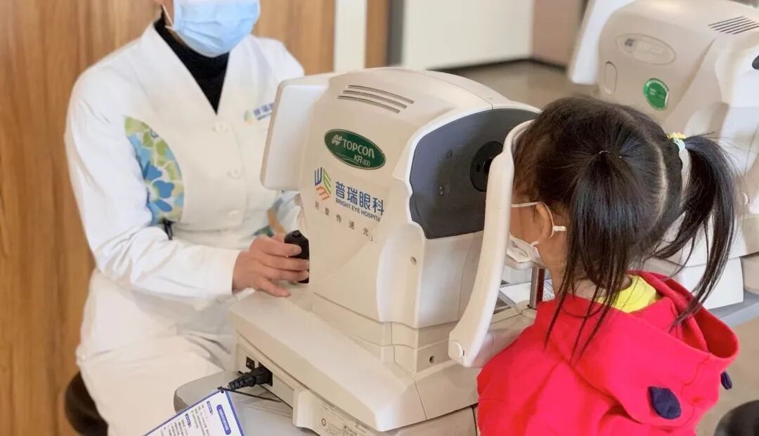 学期过半重视眼健康 定期视力检查守护孩子清晰视界